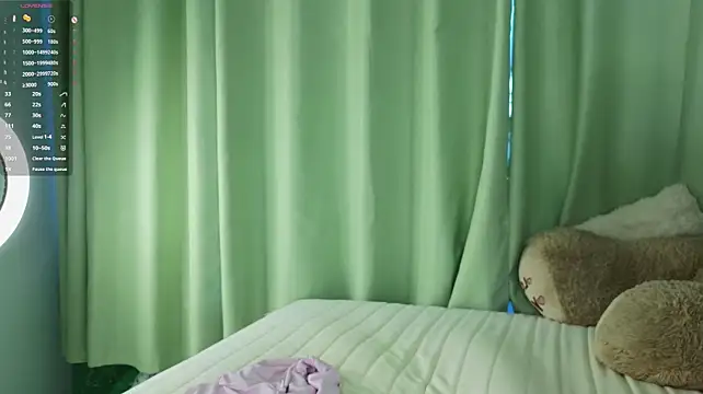 EvitaGrogg webcam