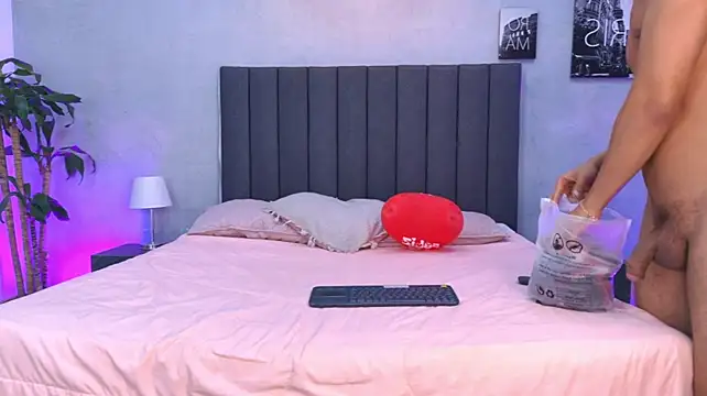 Zac_million webcam
