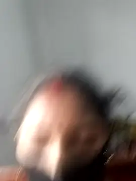 Hotkomal292 webcam