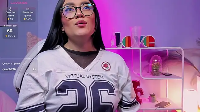 Ivonne_Noir webcam