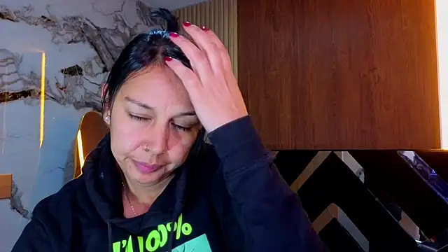 Afrodita_b_ webcam