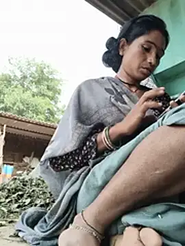 Hot_Priyanka99B webcam