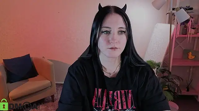 Lucy_Haall webcam