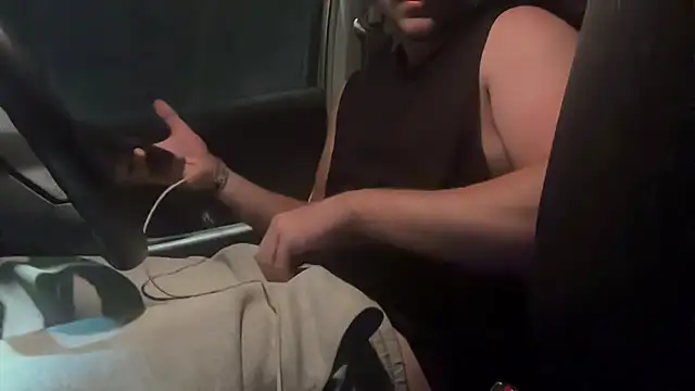 JackBazoo live cam on StripChat