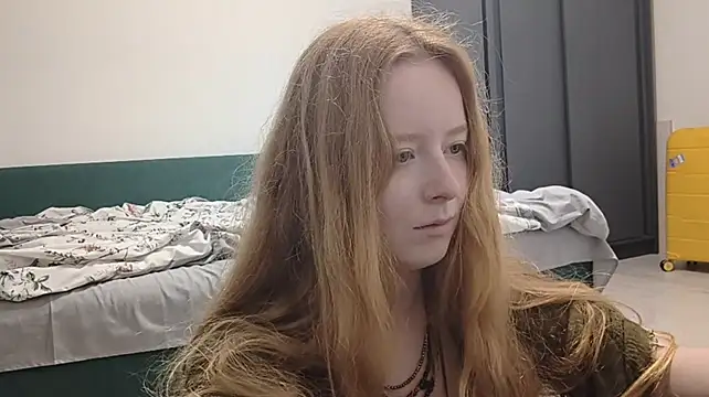 KateVibe_01 webcam
