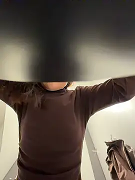 trytomakememoam webcam