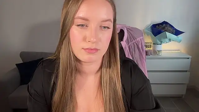 EvaMaddison webcam