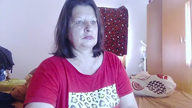 ExtasyMature webcam