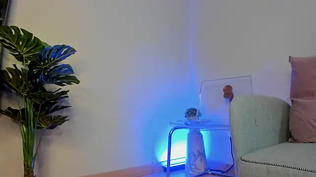 Mia__Milan webcam