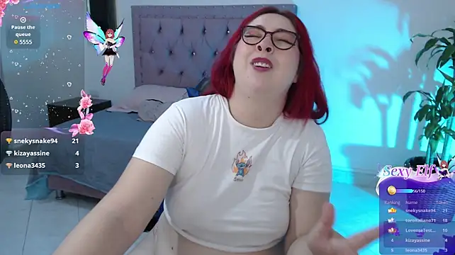 chloe_prg webcam