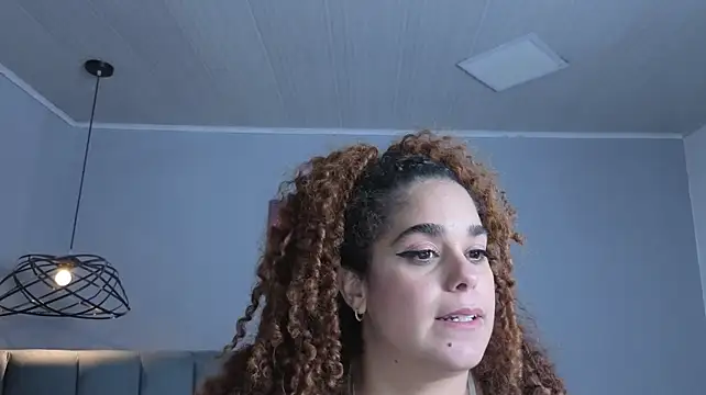 ninna_curly webcam