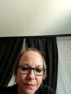 Fuxy-love69 webcam