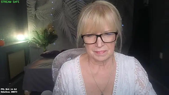 Dr_Mireille webcam
