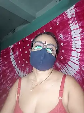 MoonLusty webcam