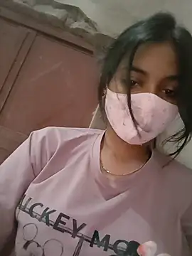 divya_140 webcam