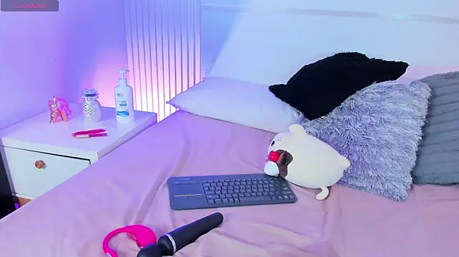 SabrinaAndrews webcam