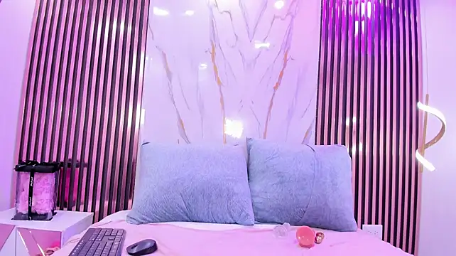 mia_clouds webcam