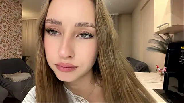 ShelbaMitsuda webcam
