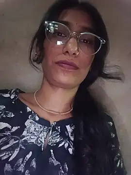 Komal_0143 webcam