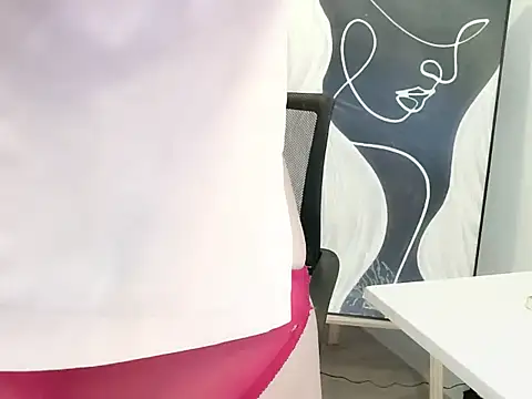 Lush-Office webcam