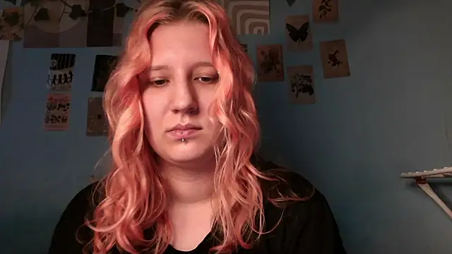 Hailey_Foxy webcam