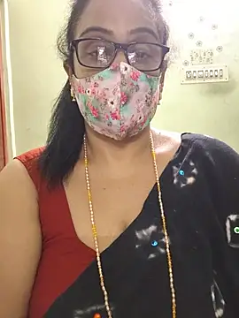 HoneyNila webcam