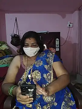 tamil_lathikaaa webcam