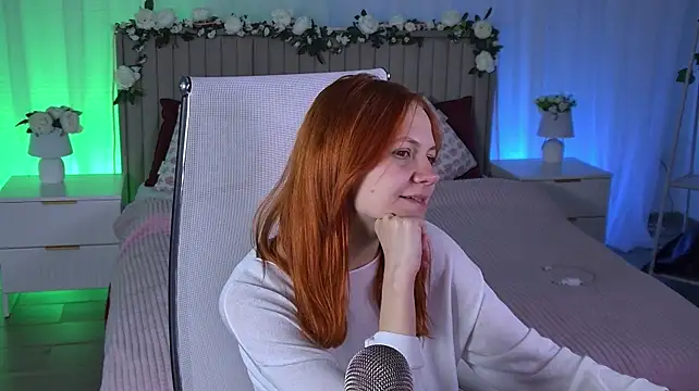 LisaAris webcam