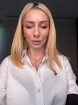 AngieShae webcam