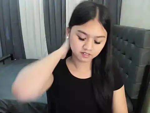 AlieFoxx webcam