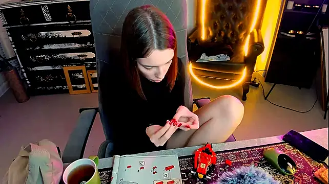 ElzaMadison webcam