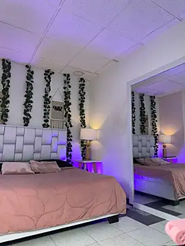 EliseValmont_ webcam