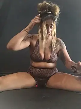 Hotasiansensation webcam