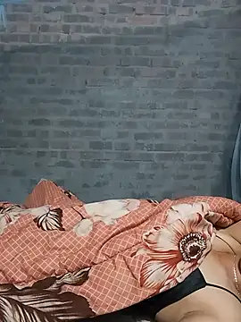 Linda-04 live cam on StripChat