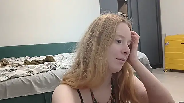 KateVibe_01 webcam