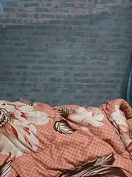 Linda-04 webcam