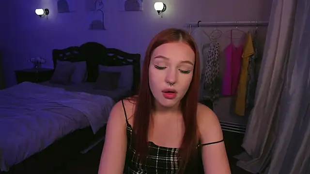 JulyCute webcam