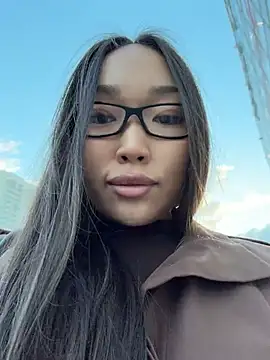 trytomakememoam webcam