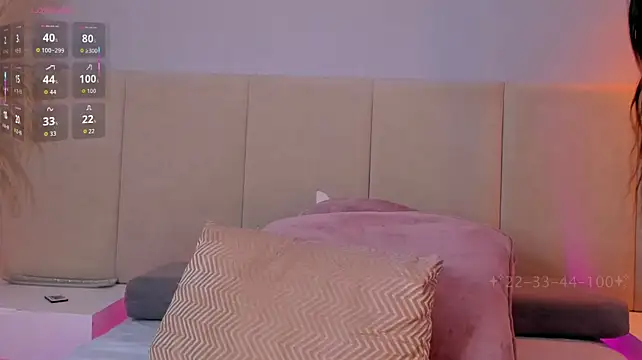 aprilebony_ webcam