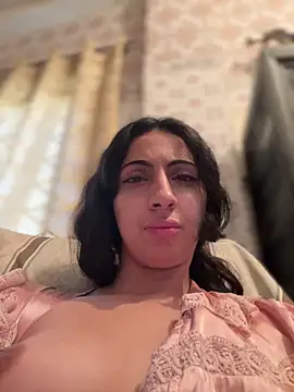 Nora_0 webcam