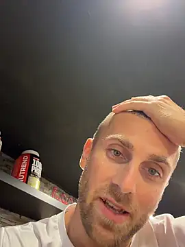 Johnytrain webcam