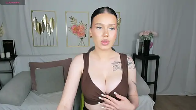 mistress_of_hearts webcam