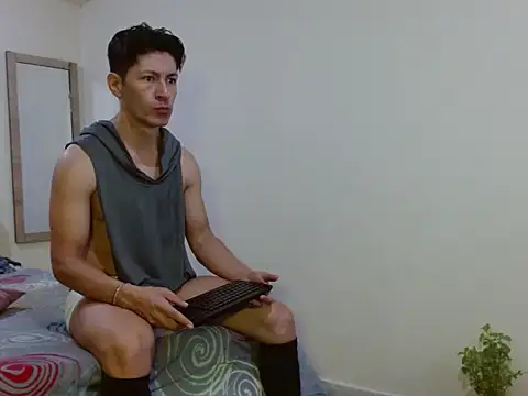 maxstrongboy webcam