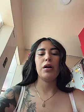 Mavi_pink webcam