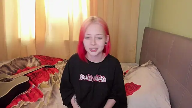 PetiteLia_ webcam