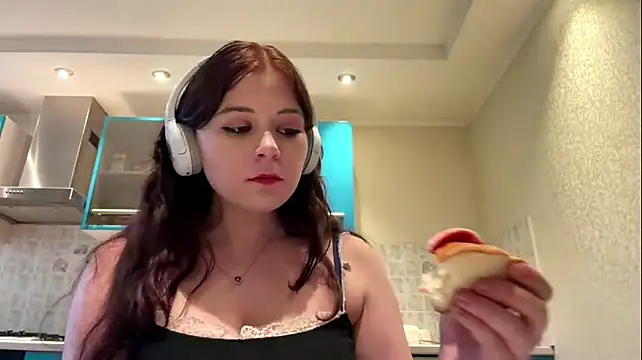 KariStpeters webcam
