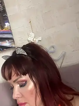 Lolaley2 live cam on StripChat