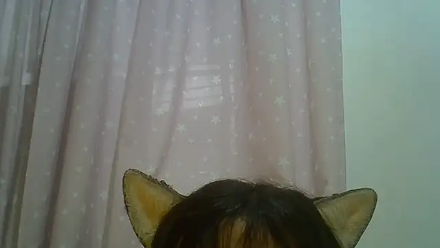 SkinnyKitten webcam