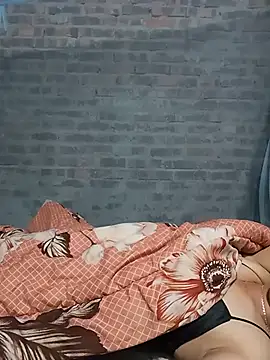 Linda-04 webcam
