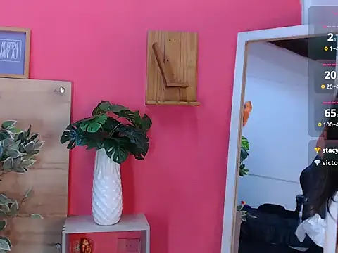 nezuko__chann_ webcam